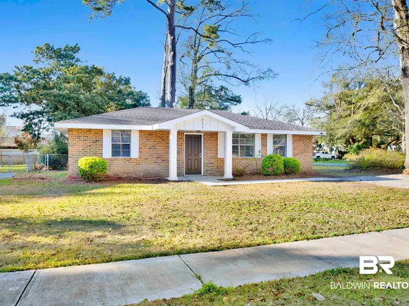 752 Michigan Ave, Fairhope, AL 36532