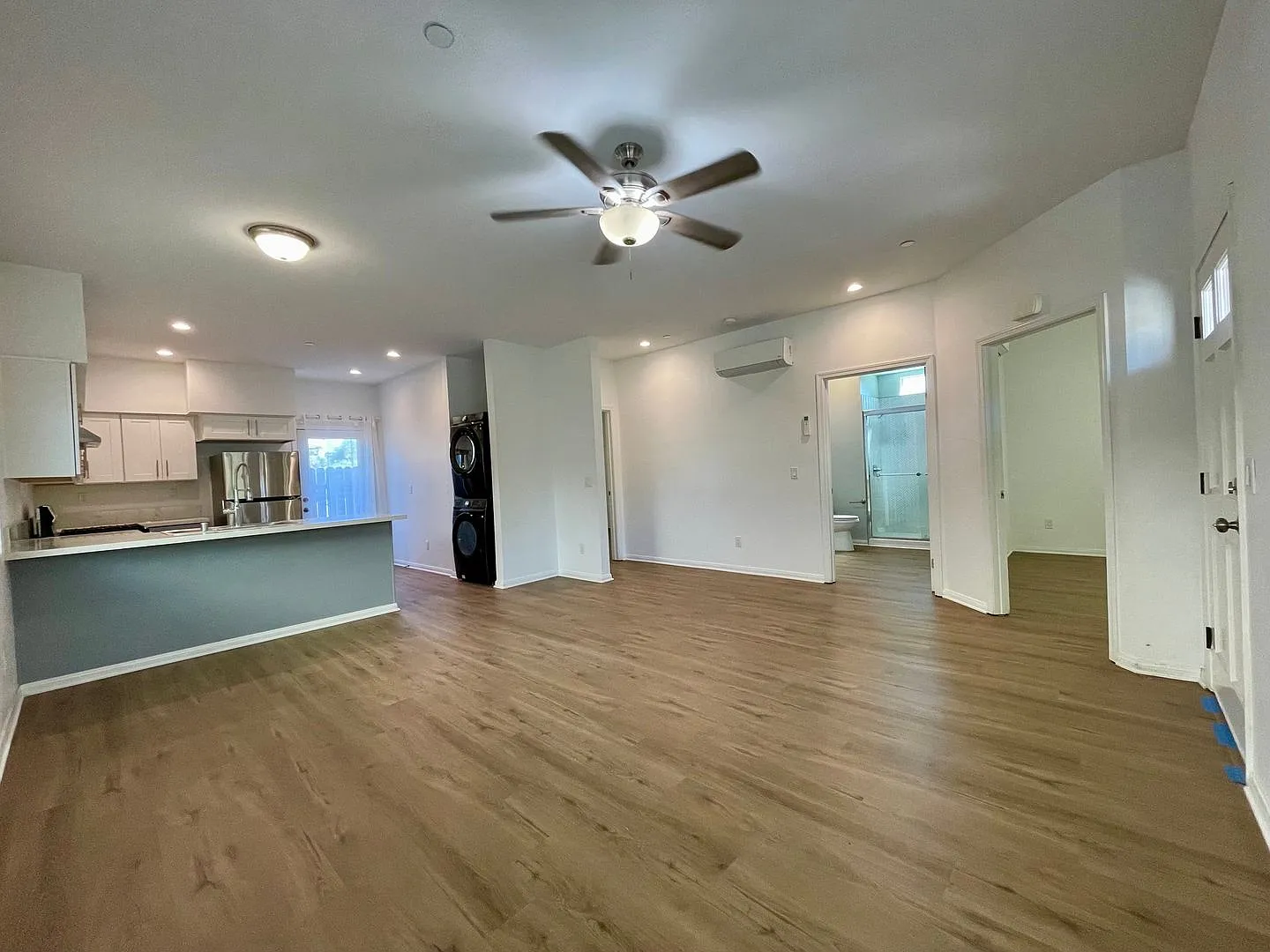 Gorgeous Modern 2 Bedroom 2 Bathroom in El Cajon! — Photo 3
