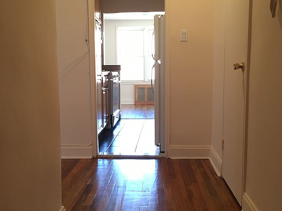 2nd image of 8645 Saint James Ave APT 6U