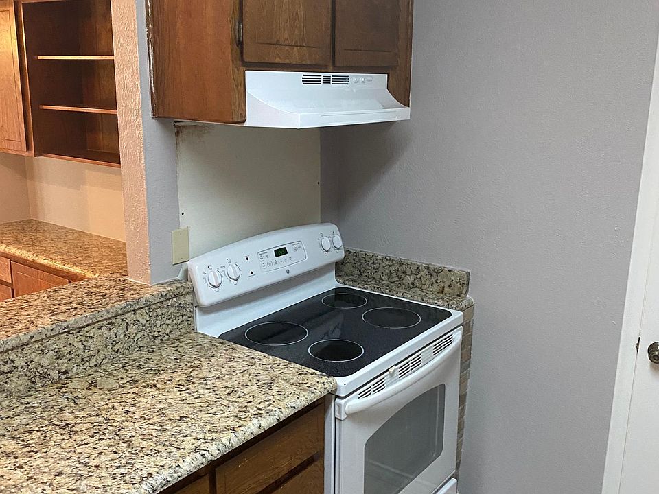 1st image of 2708 Clear Springs Dr #2708