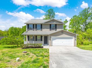 8295 Oak Terrace Ln, Powell, TN 37849