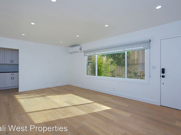 4th image of 1756 Franklin St #12612187