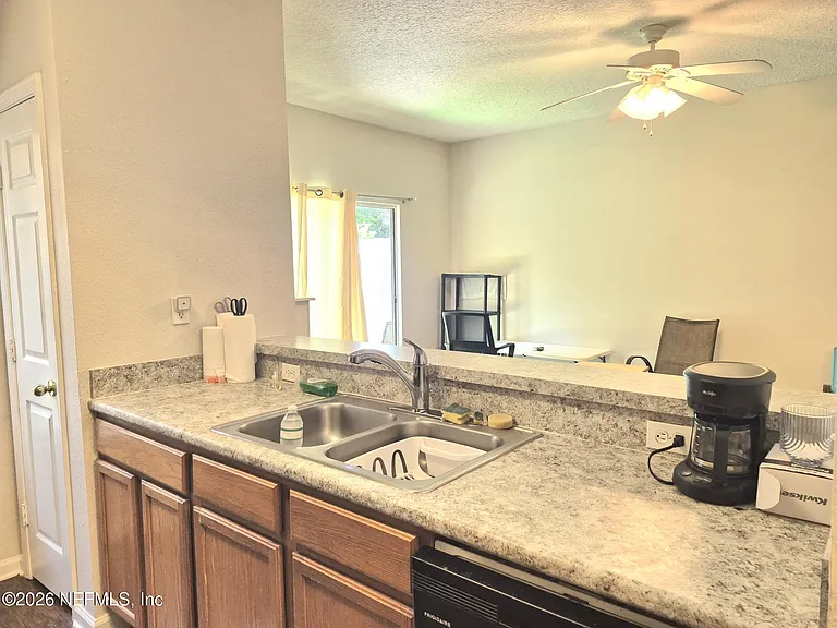5260 Collins Rd #1501 — Photo 9