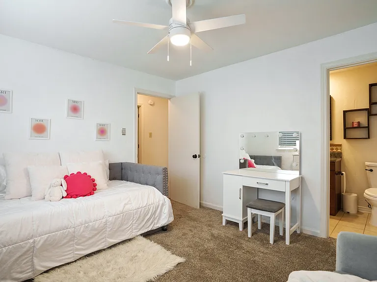6423 Redpine Rd — Photo 22