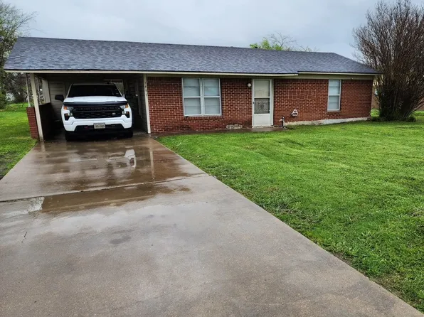 1457 E Mulberry St, Kaufman, TX 75142