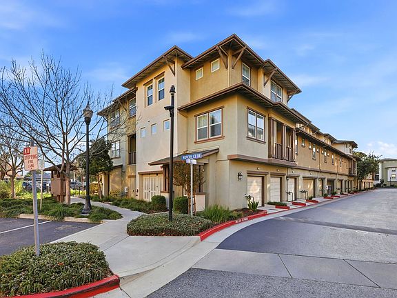 2nd image of 782 Luna Park Dr