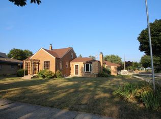 4382 S Lenox St, Milwaukee, WI 53207