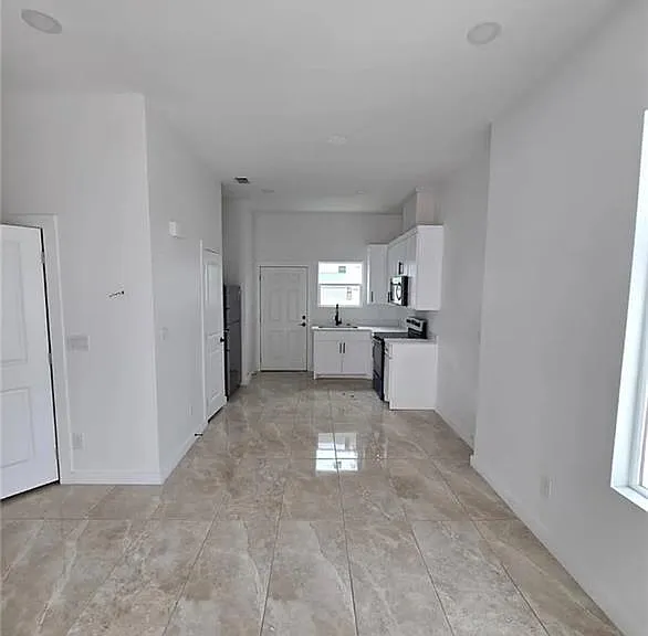 408 Gastel Cir #1 — Photo 10