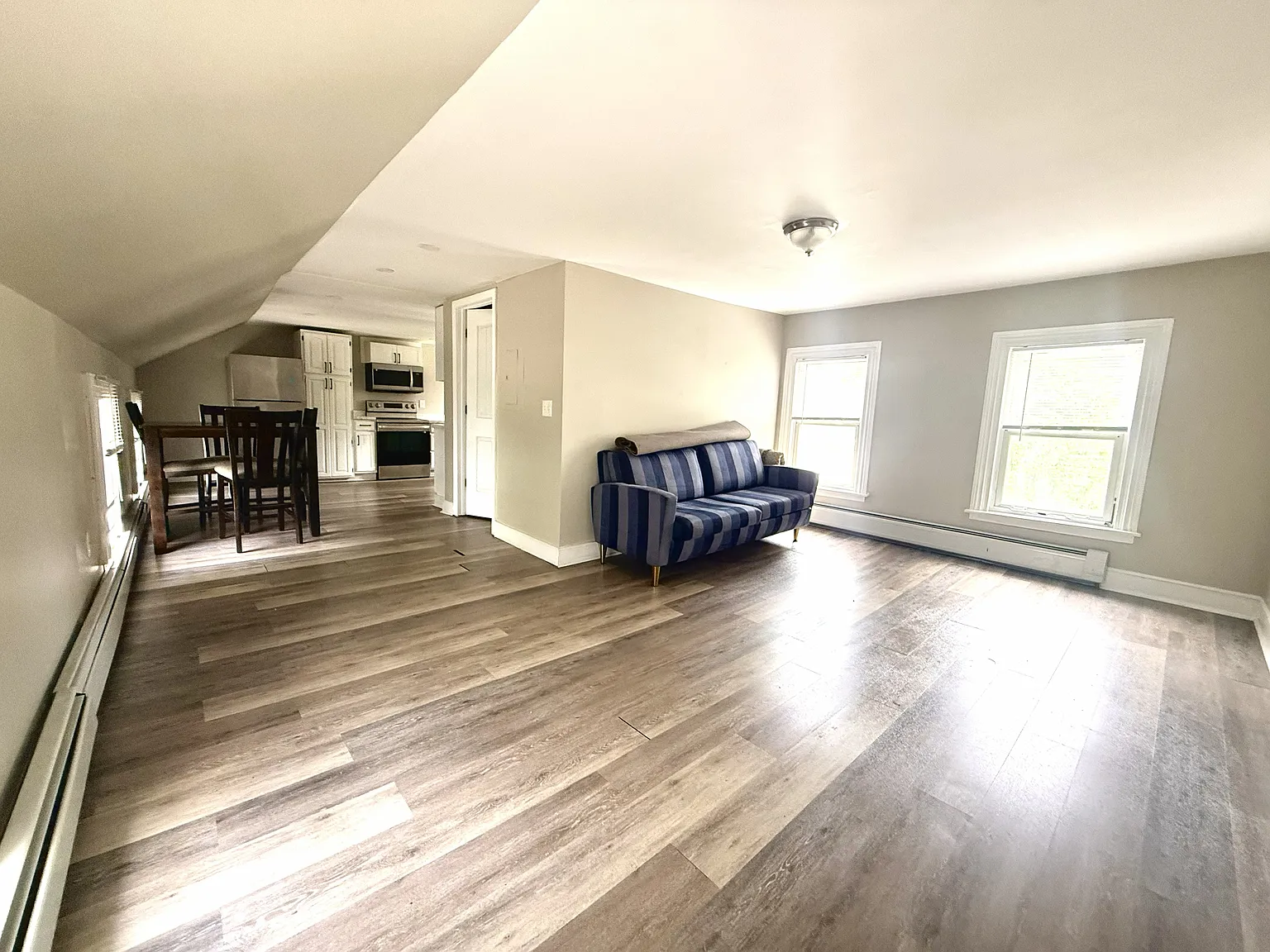 4 bed, 1485 sqft, $2,200 — Photo 4