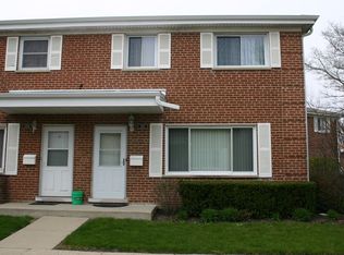 1178 N Boxwood Dr, Mount Prospect, IL