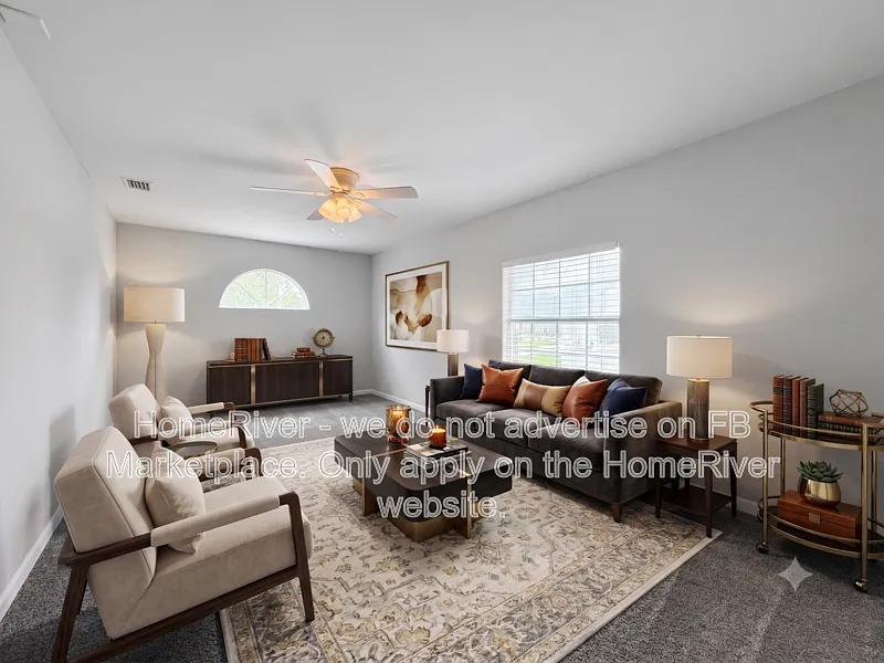 3 bed, 1.5 bath, 1725 sqft, $2,145 — Photo 4
