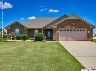 27701 Cedar Hill Rd, Ardmore, AL 35739