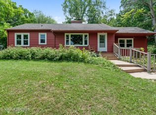 1907 Nish Rd, Crystal Lake, IL 60012