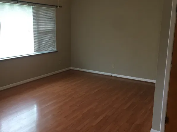 1202 Sun Valley Dr #1, Greeneville, TN 37745