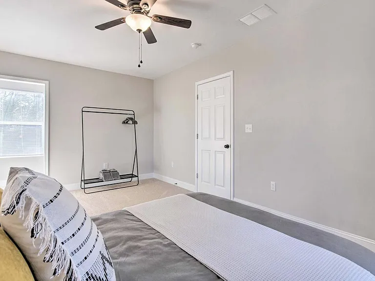 2488 Mellville Ave — Photo 16