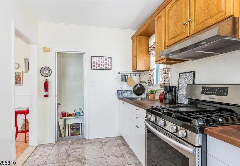 33 Linden Ave — Photo 13