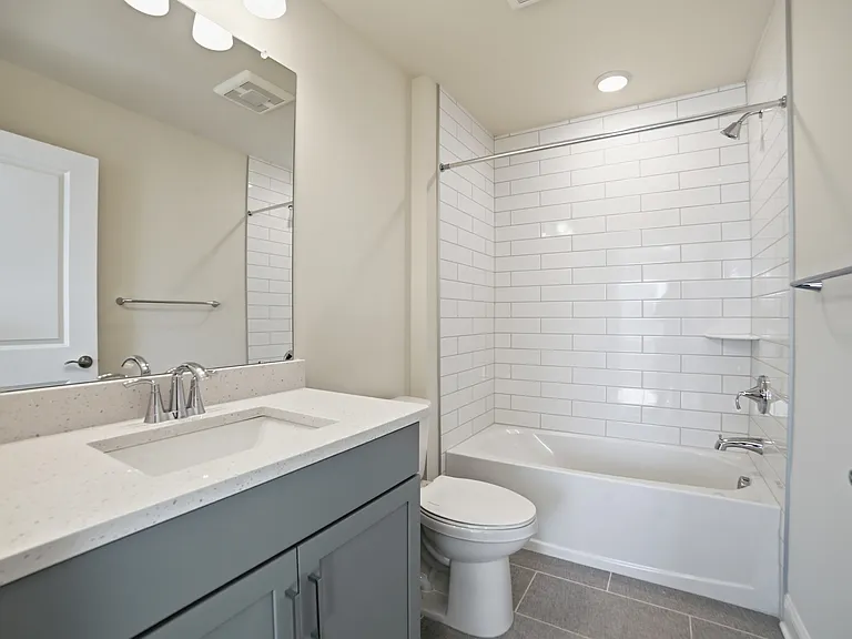 18 Whitaker Ln — Photo 32