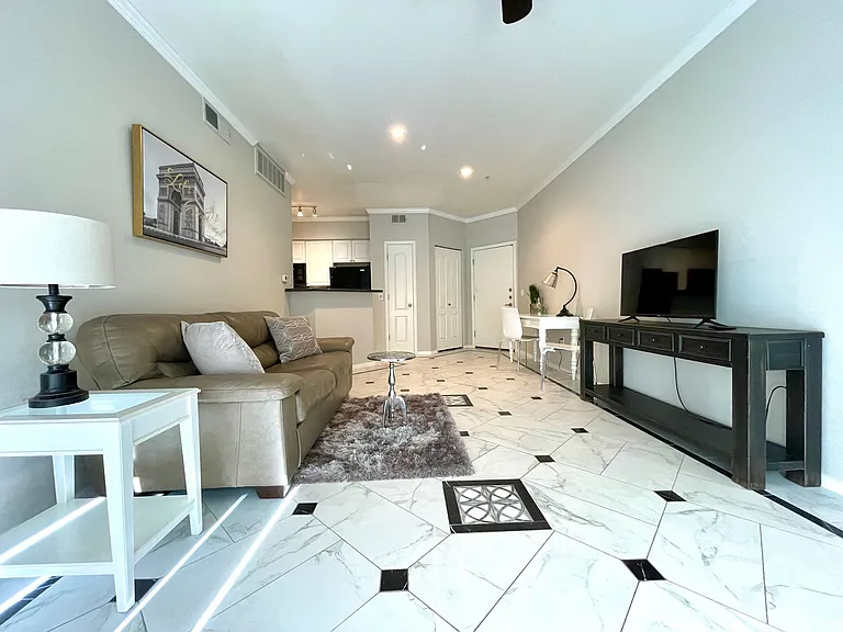 1701 E Colter St — Photo 28