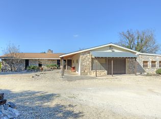 101 Oleander Rd, Comfort, TX 78013