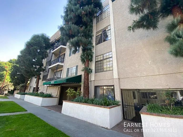 8712 Gregory Way #205 — Photo 16