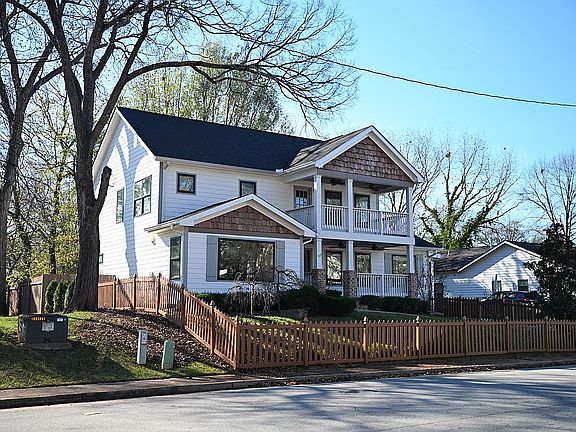 Prime walkable neighborhood