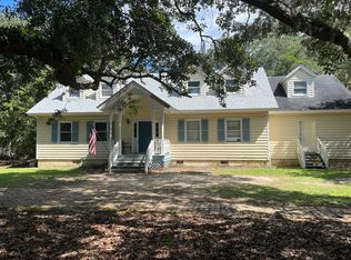 8780 Palmetto Rd, Edisto Island, SC 29438
