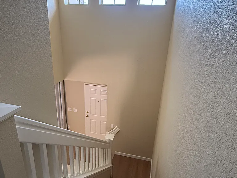1010 E Chestnut St — Photo 20