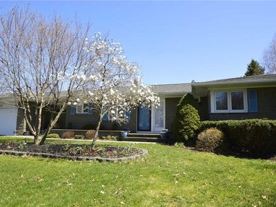 122 Locust Hill Dr, Rochester, NY, 14618