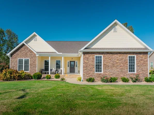 1815 Castleton Dr, Madisonville, KY 42431