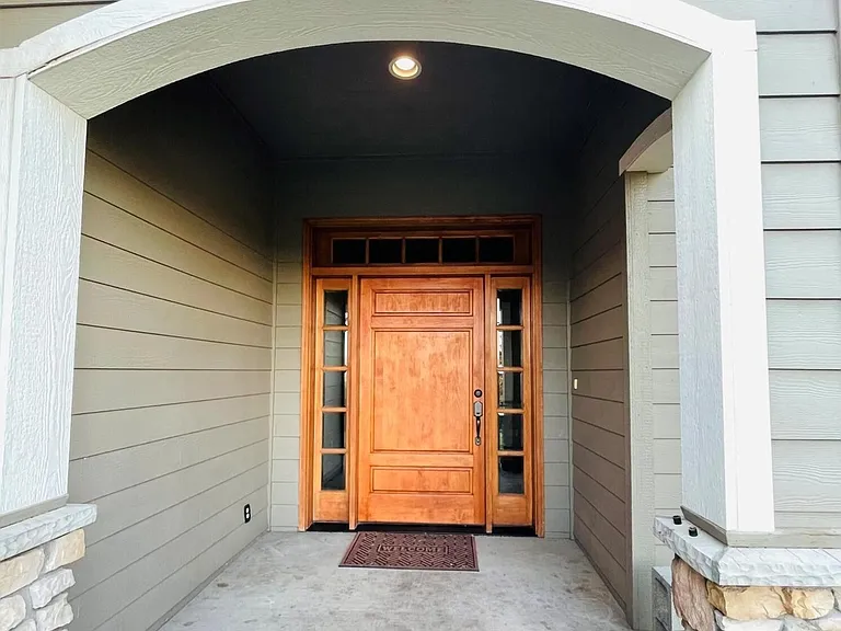 5805 Englewood Ave — Photo 5