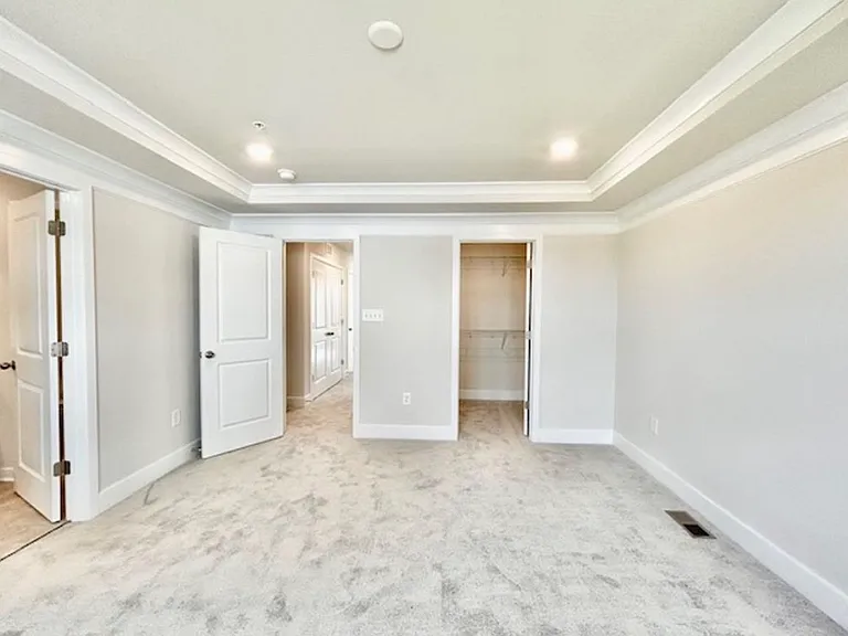 2208 Rodgers Dr — Photo 17