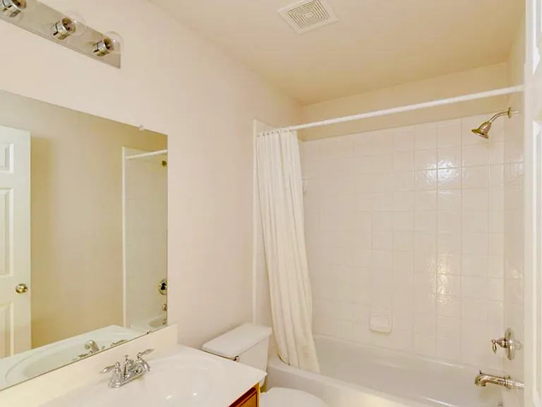 9717 Hedge Bell Dr — Photo 20