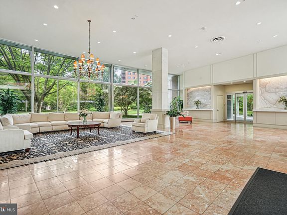 3rd image of 4201 Cathedral Ave NW APT 719E