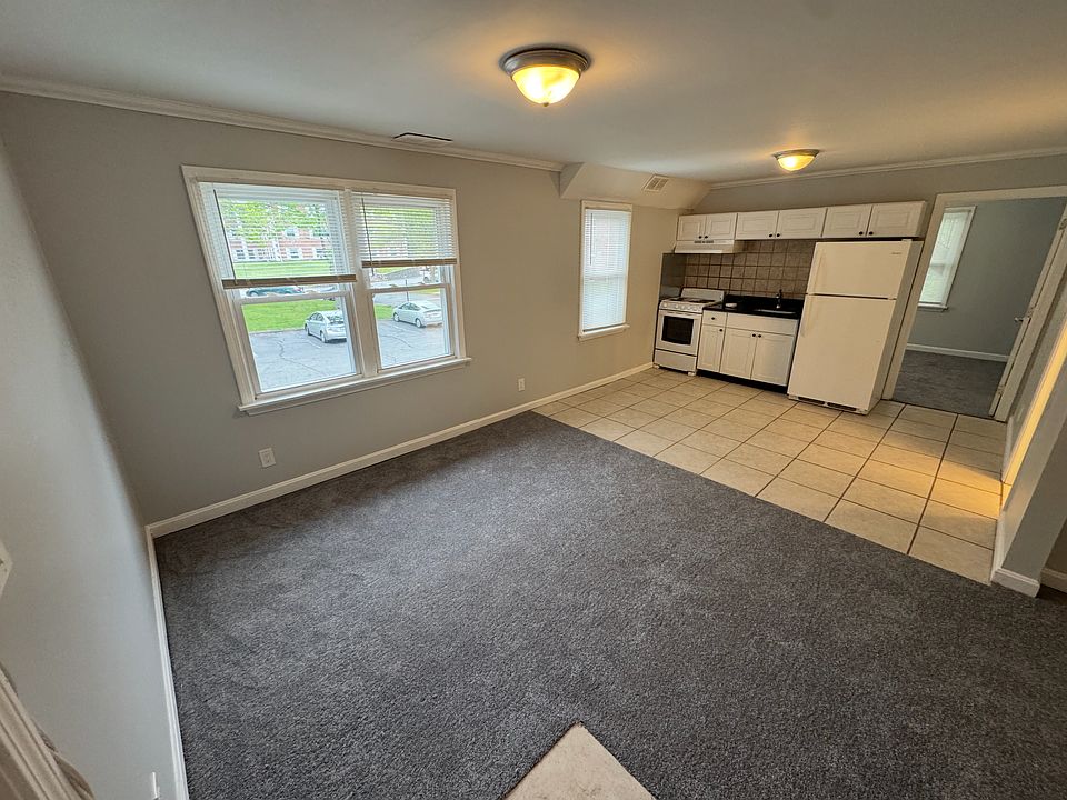 Main Room (angle 1)