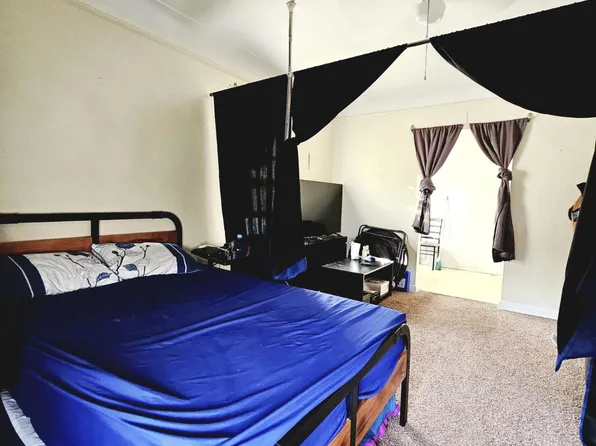 408 Wheeler St N, Saint Paul, MN 55104