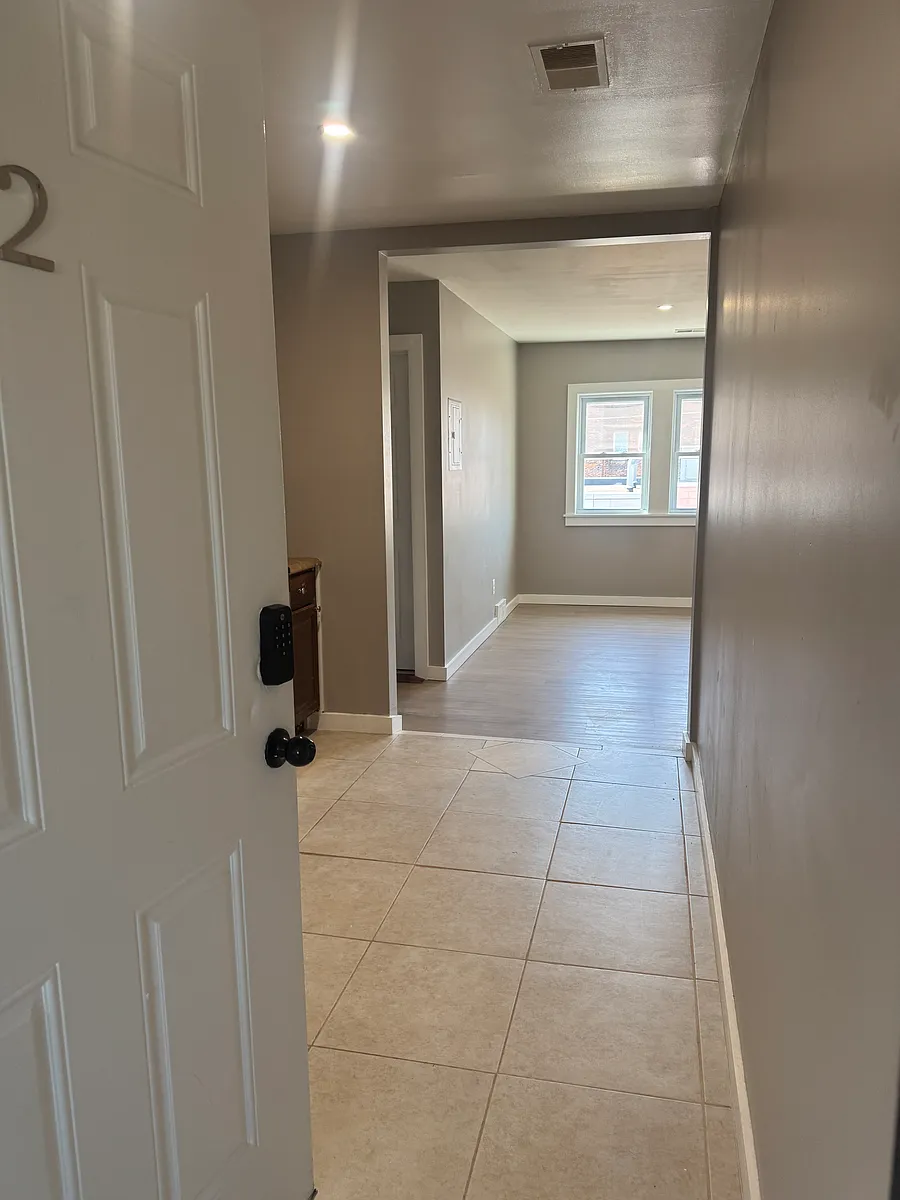 Building Photo - 372 Connecticut St #1
