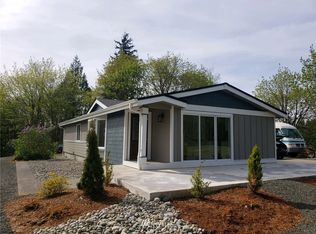 61 Hot Dog Ln, Elma, WA 98541