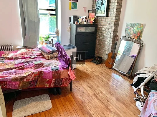 Rented by Highline Residential | media 42