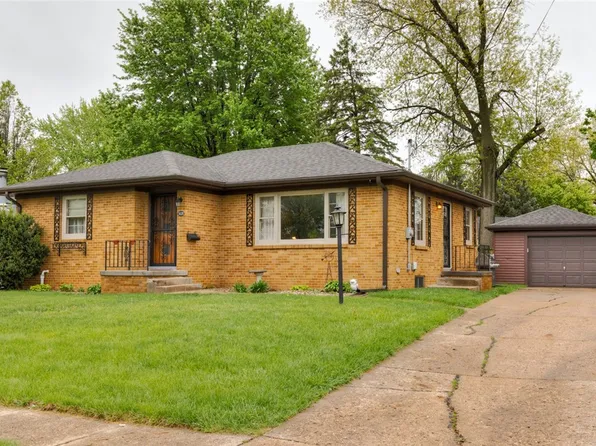 5628 Francis Ave, Des Moines, IA 50310