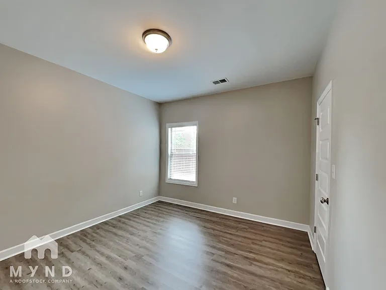 214 Balota St — Photo 21