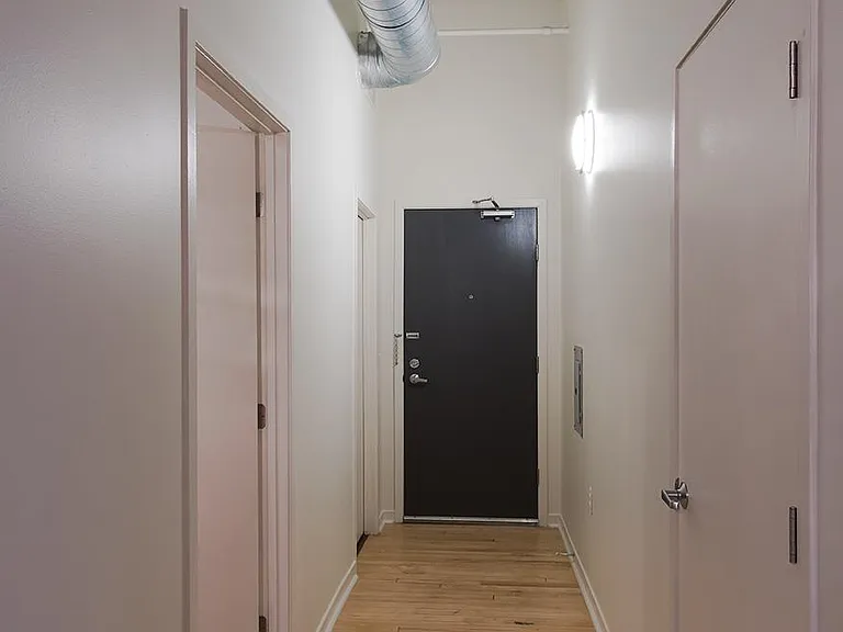 306 S Main St #2D — Photo 19
