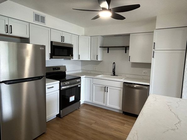 5711 Golden Ct NE APT 44