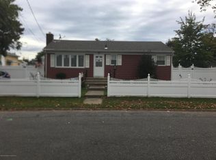 26 Milton Ave, Staten Island, NY 10306