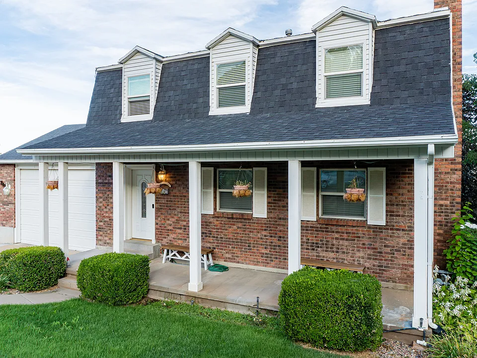 747 Easthills Dr