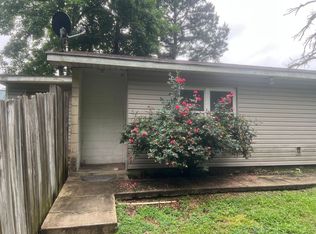 9 Pine Tree Apartment Rd, Mayflower, AR 72106