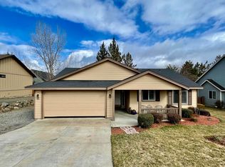 2201 SW Obsidian Ave, Redmond, OR 97756