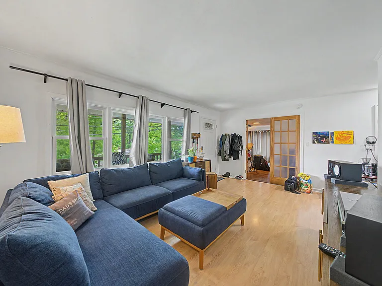 14 Valley View Dr — Photo 10