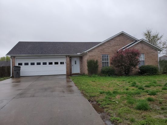 2704 Stonegate Dr Paragould Ar 72450 Zillow