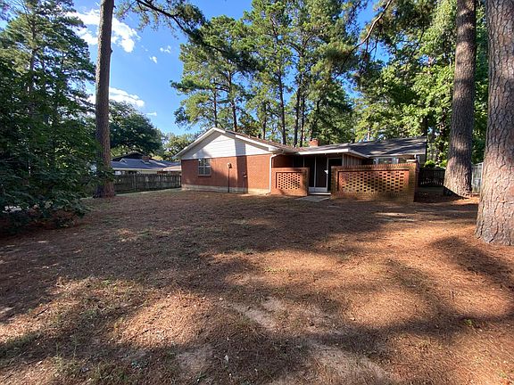 4th image of 2059 Evergreen Dr