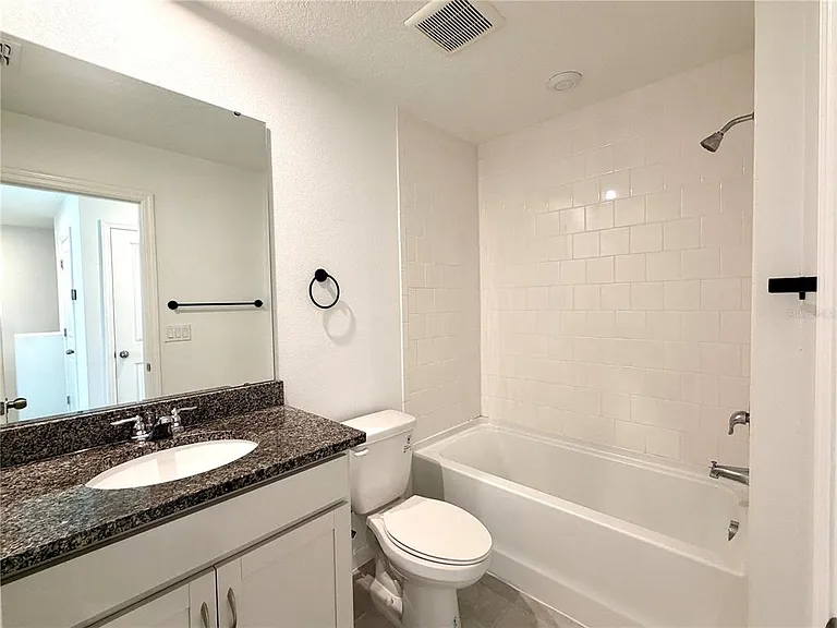 1106 Seaside Mist Trl — Photo 19